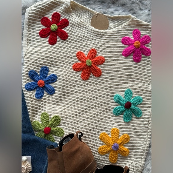 Ivory floral crochet knit dolman short sleeve boho bohemian sweater - Picture 11 of 12